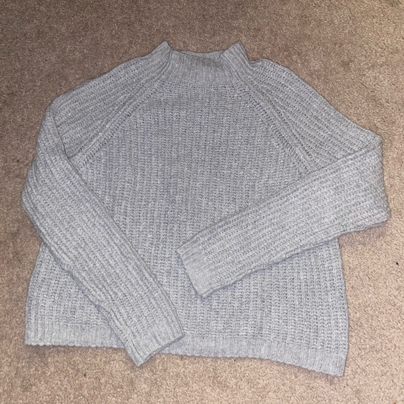 Gray Ivy + Main sweater - Picture 1 of 1
